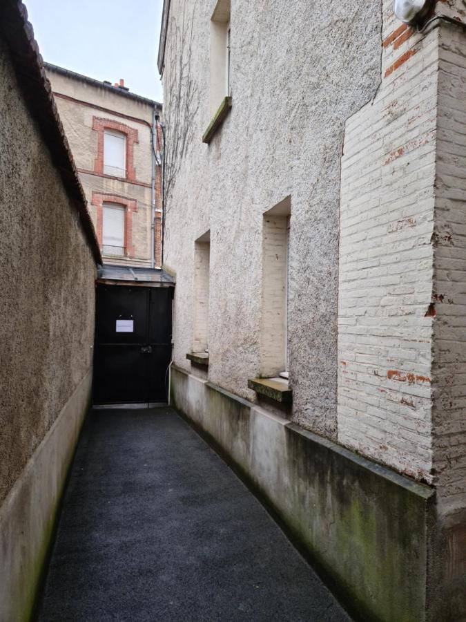 Un Appartement Qui A Du Chien Epernay Exterior photo